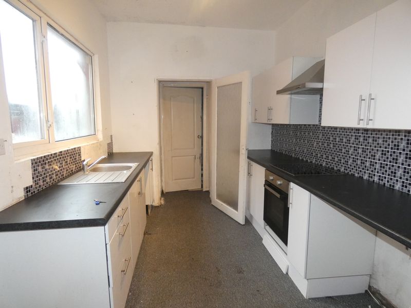 Kitchen- click for photo gallery